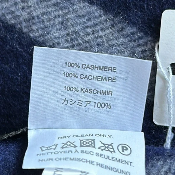 J. Crew Cashmere Scarf NWT - Picture 6 of 6